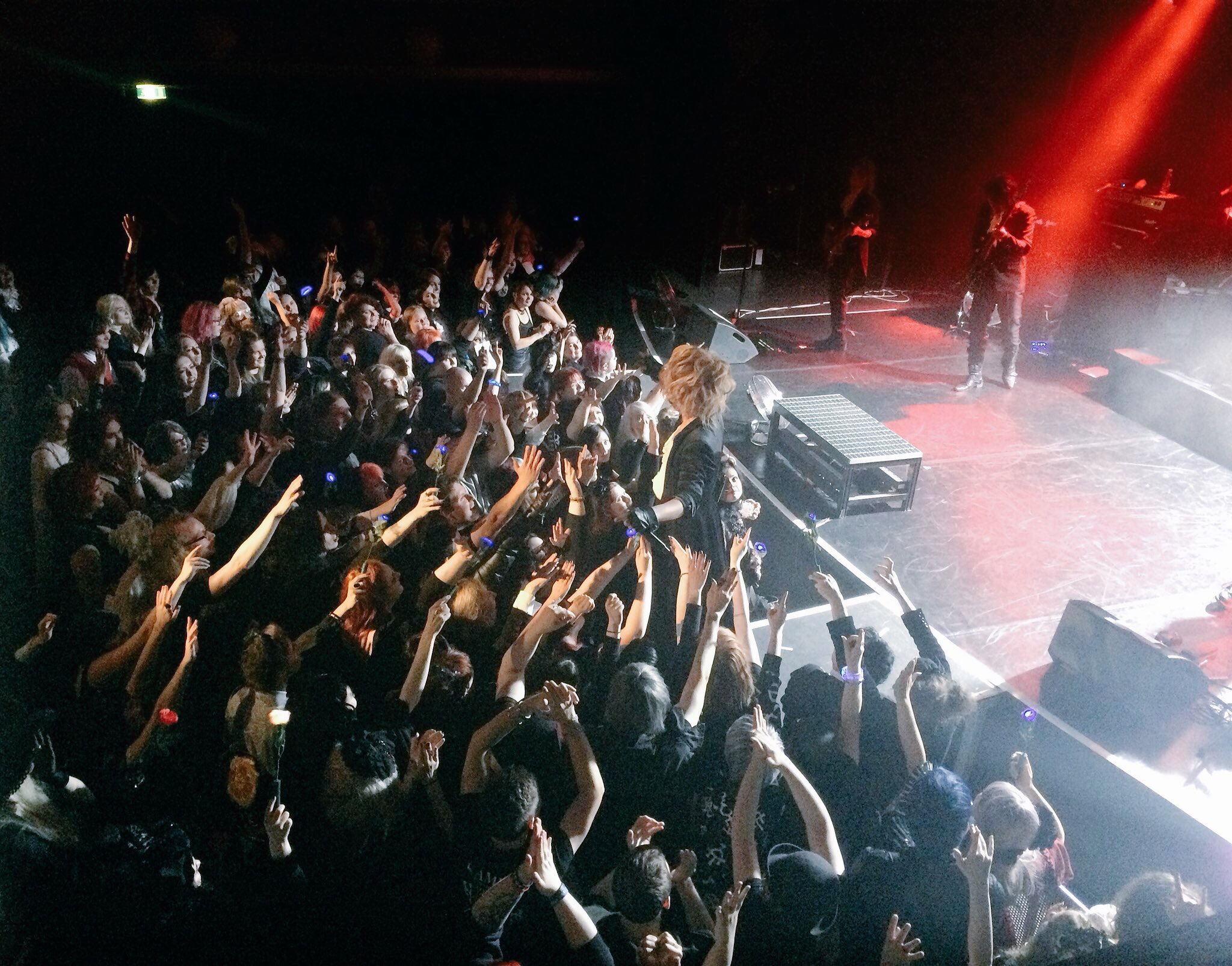 KAMIJO_Helsinki_crowd 